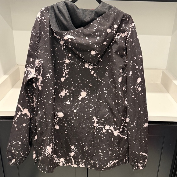 Carbon Hype Windbreaker Black and White Splatter Design Pullover. Size L - Picture 6 of 8